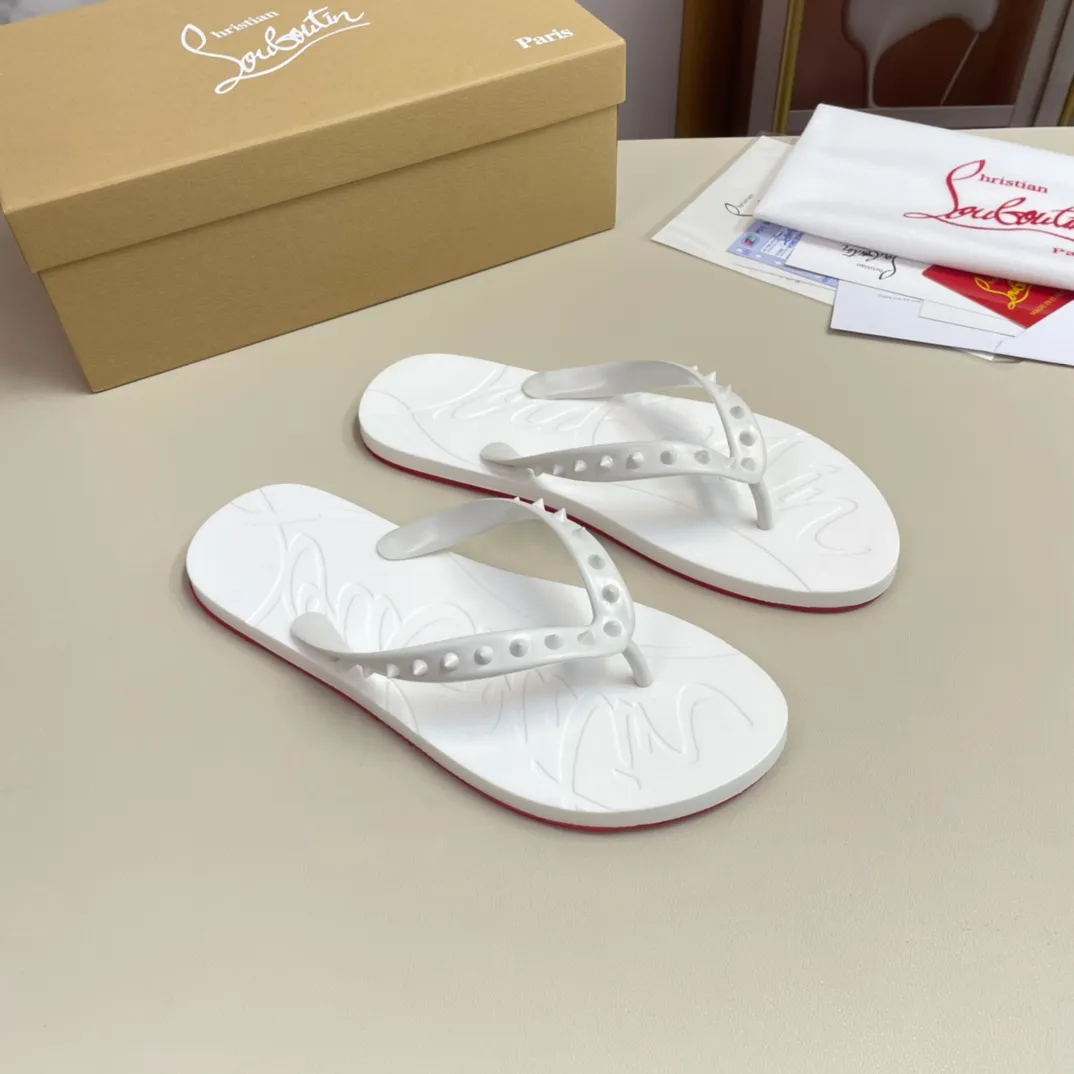 [CL red sole shoes] P: 260💰 size 38-45 Men's classic slippers, made on the official website 1:1, the original factory specializes in original materials ➖ OEM production ➖ Original ultra-light anti-slip outsole. Super fashionable and super comfortable, handsome on the feet, a must-have for men in summer! !